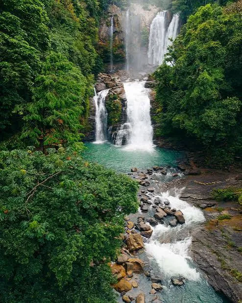 Cataratas Nauyaca